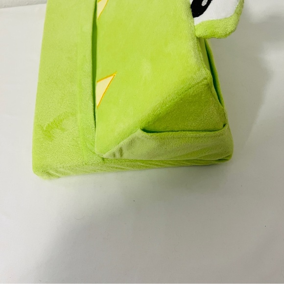 Kids IPad/Tablet & Book Pillow Stand Holder Lap Soft Green Frog Perfect EUC - Picture 5 of 7